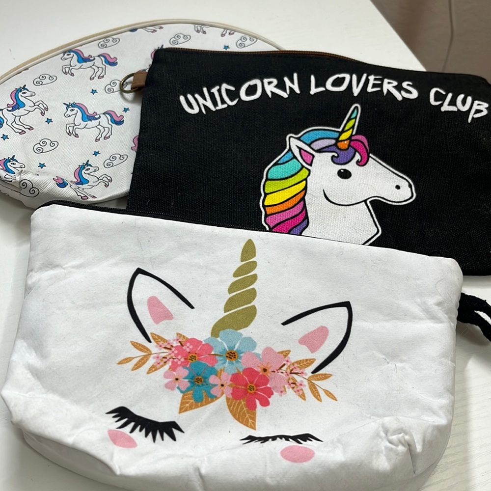 3 unicorn 🦄 pouches
